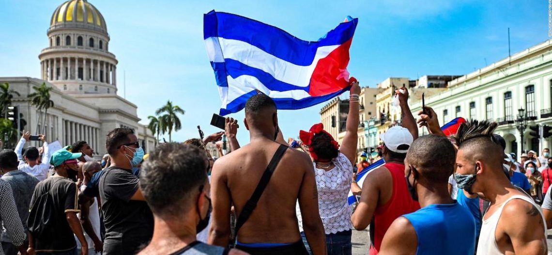 Cubanos persisten en marcha del 15N, pese a presión de gobierno