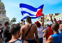 Cubanos persisten en marcha del 15N, pese a presión de gobierno