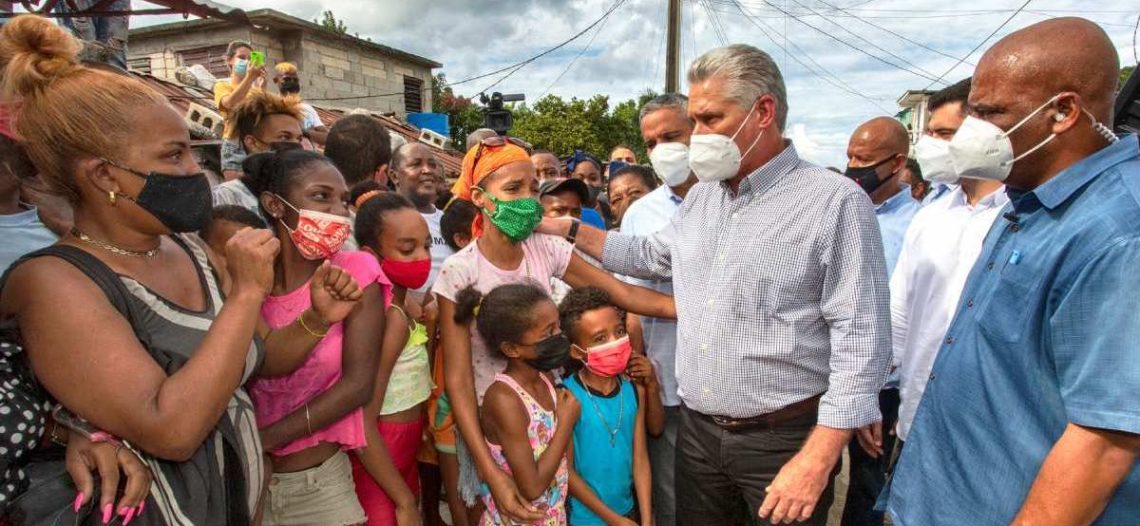 «Cuba va a vivir en paz», promete presidente Díaz-Canel