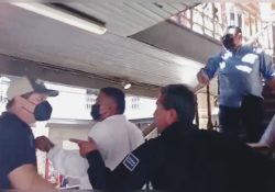 Riñen comunicador y ex funcionarios municipales guaymenses y llegan a las manos
