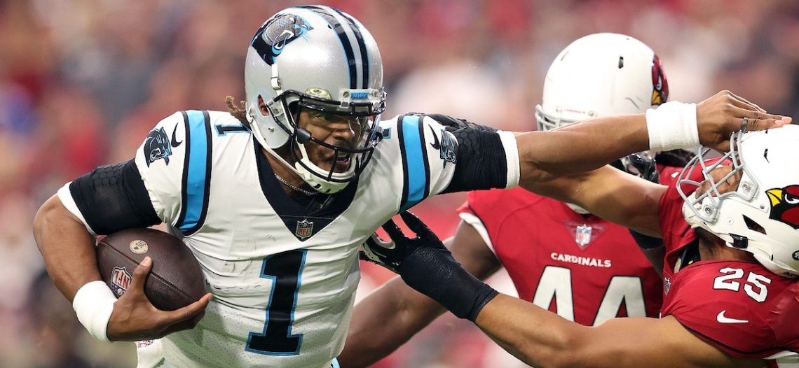 Cam Newton tiene regreso triunfal con Carolina
