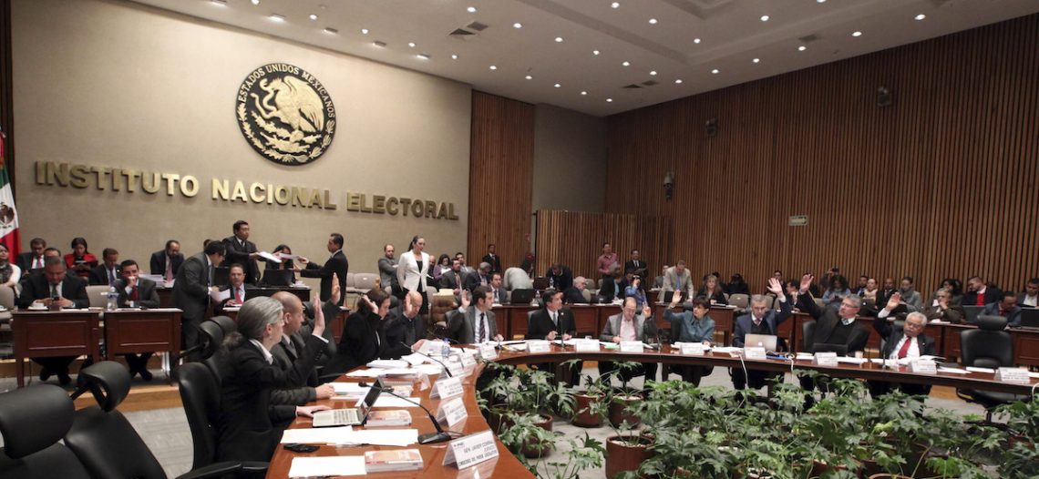 Aplican tijeretazo de casi 5,000 mdp al INE