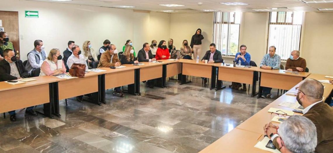 Trabaja Secretaría de Hacienda en mejoras de su área recaudatoria