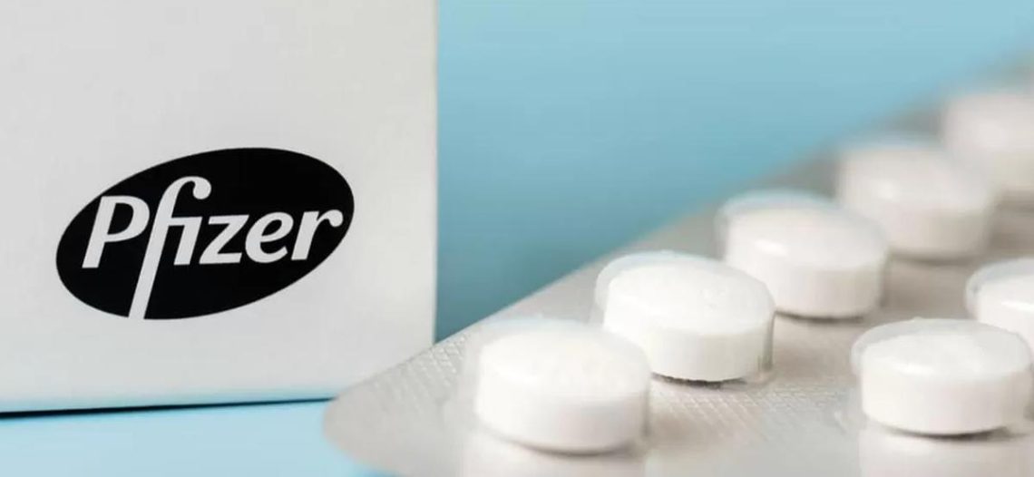 Píldora anticovid tiene eficacia del 90% y sirve contra Ómicron: Pfizer