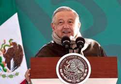Vacuna para el tercer refuerzo será universal