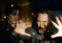 ‘Matrix Resurrecciones’ se adapta a nuestros tiempos