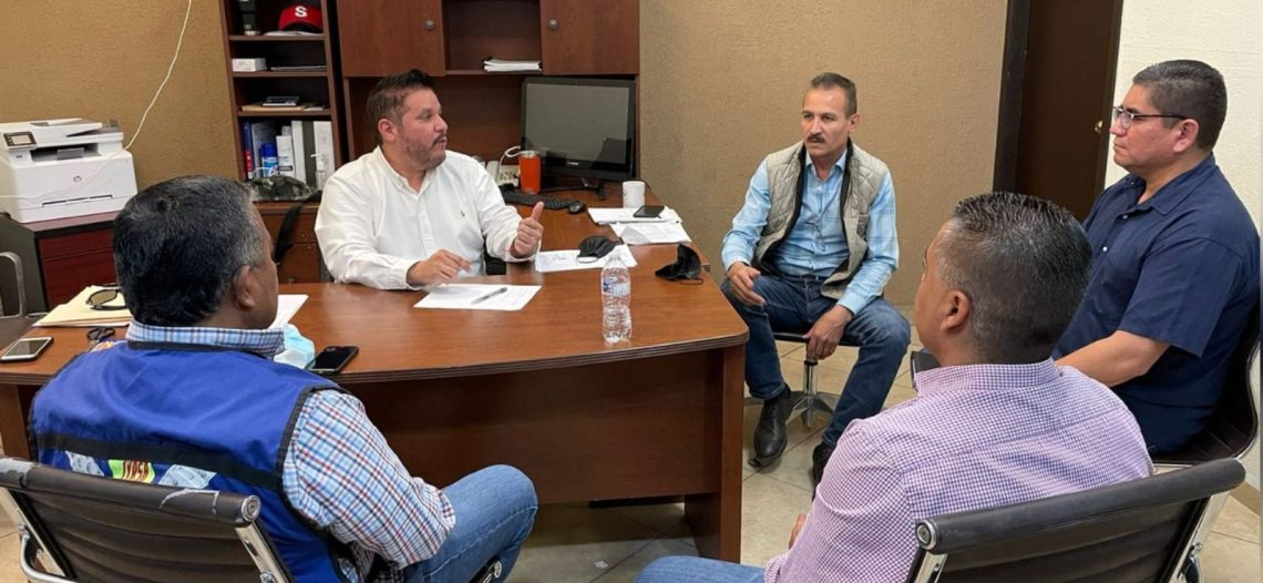 Se reúnen funcionarios del Ayuntamiento y CEA Guaymas para coordinar trabajos