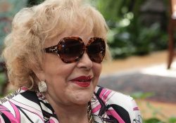 Silvia Pinal ya está en su casa; casi no tiene síntomas de covid-19