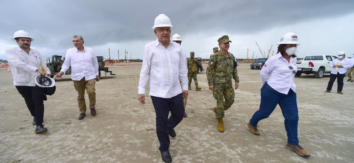 Andrés Manuel López Obrador confía en banderazo al AIFA y Dos Bocas