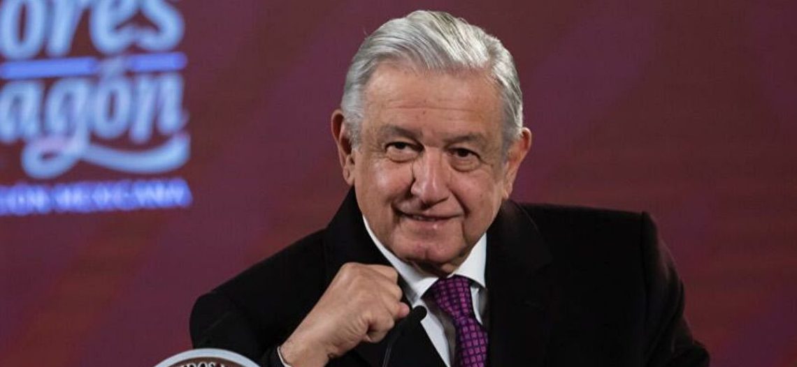 López Obrador pide garantizar seguridad en elección petrolera