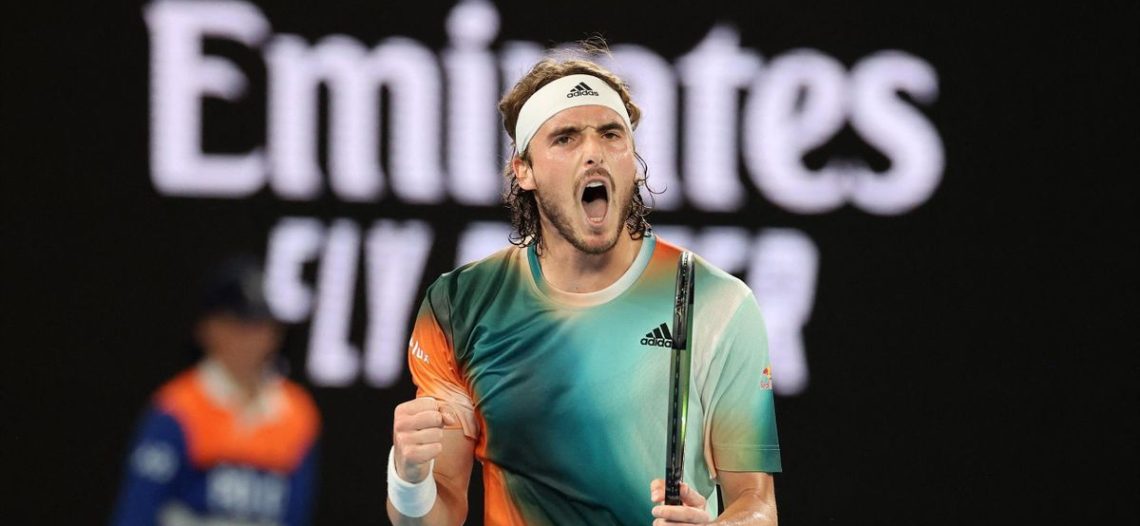 Tsitsipas sufre para pasar a cuartos de final en Australia