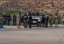 Arrojan 2 cuerpos «encobijados» en Empalme