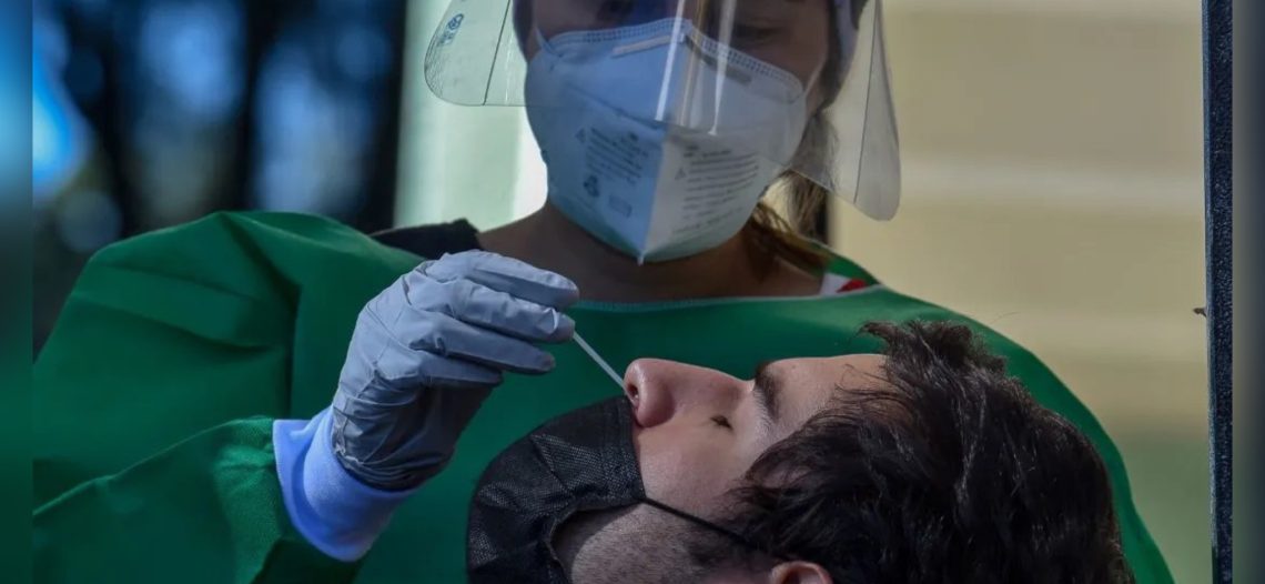 REDUCE SECRETARIA DE SALUD  A 7 DÍAS AISLAMIENTO POR COVID-19