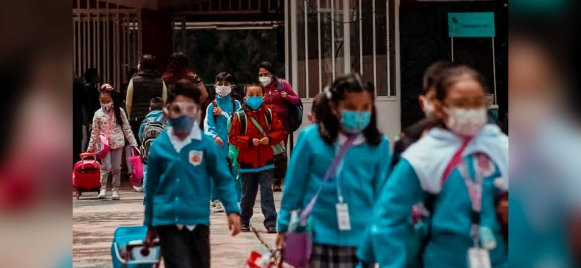 Regresan a clases presenciales 300 mil alumnos en el estado