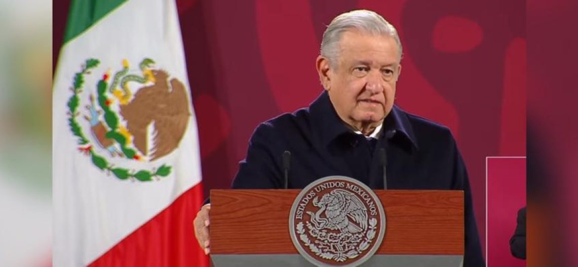 El presidente defiende nombramientos de cónsules y embajadores, donde aparece Claudia Pavlovich