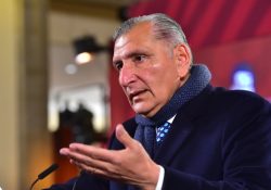 Gobernación insiste al INE: no hay dinero; consejeros deben reducir bonos