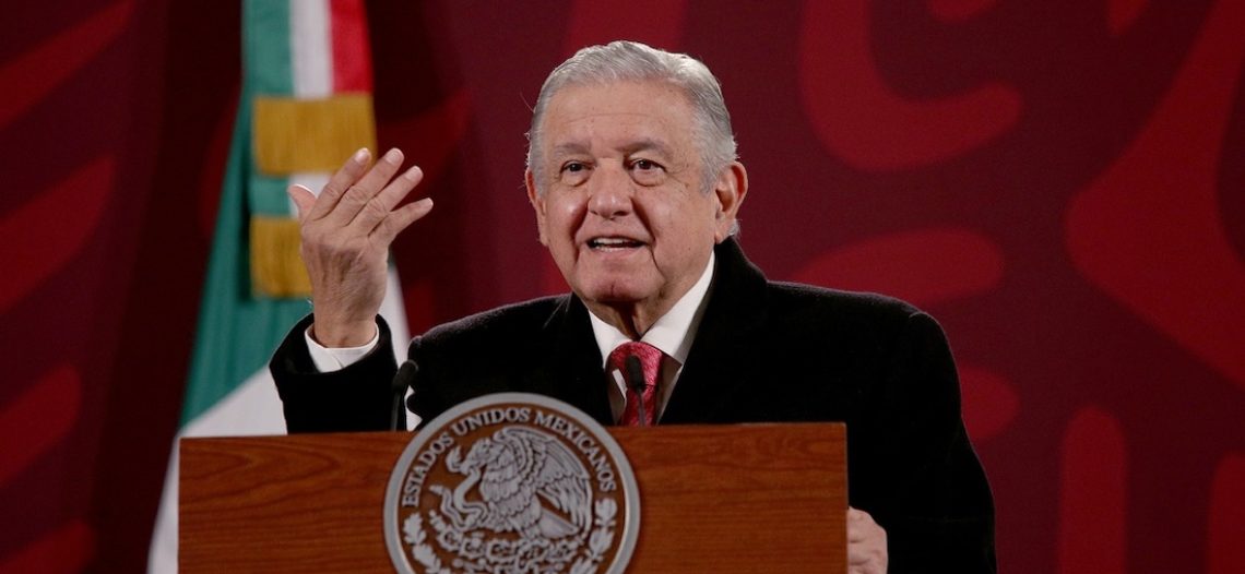 Recorrerá López Obrador el país para informar sobre la reforma eléctrica
