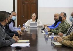 Se reúne alcaldesa Karla Córdova González con autoridades de seguridad Pública.