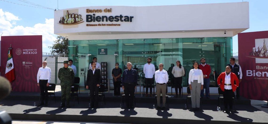 Dan banderazo en 250 sucursales del Banco del Bienestar