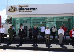 Dan banderazo en 250 sucursales del Banco del Bienestar