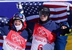 Estados Unidos conquista oro y plata en esquí acrobático