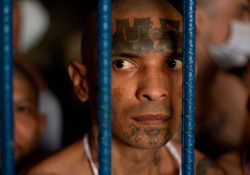 Quintuplican pena máxima a pandilleros en El Salvador
