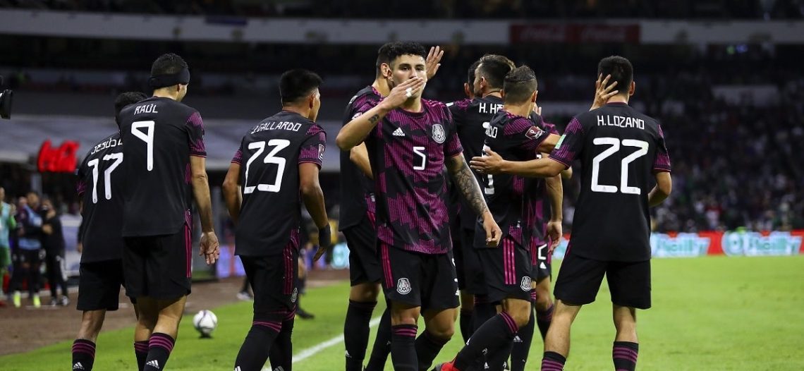 México sin brillo sella su boleto al Mundial de Qatar