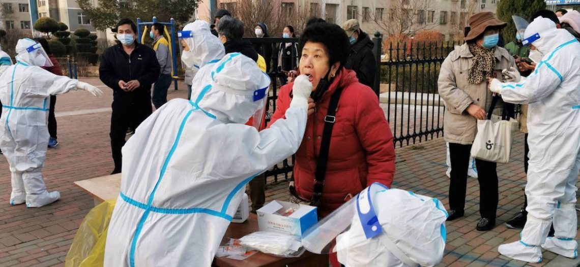 China reporta primeras muertes por covid-19 en más de un año