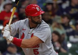 Pujols conecta su cuadrangular 681 en derrota de los Cardenales