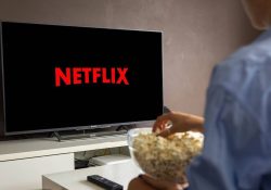 Netflix pierde popularidad, sus acciones se desploman un 24%