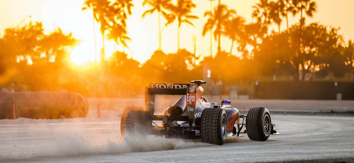 ‘Checo’ viaja en carretera con el RB7, de NY a Miami
