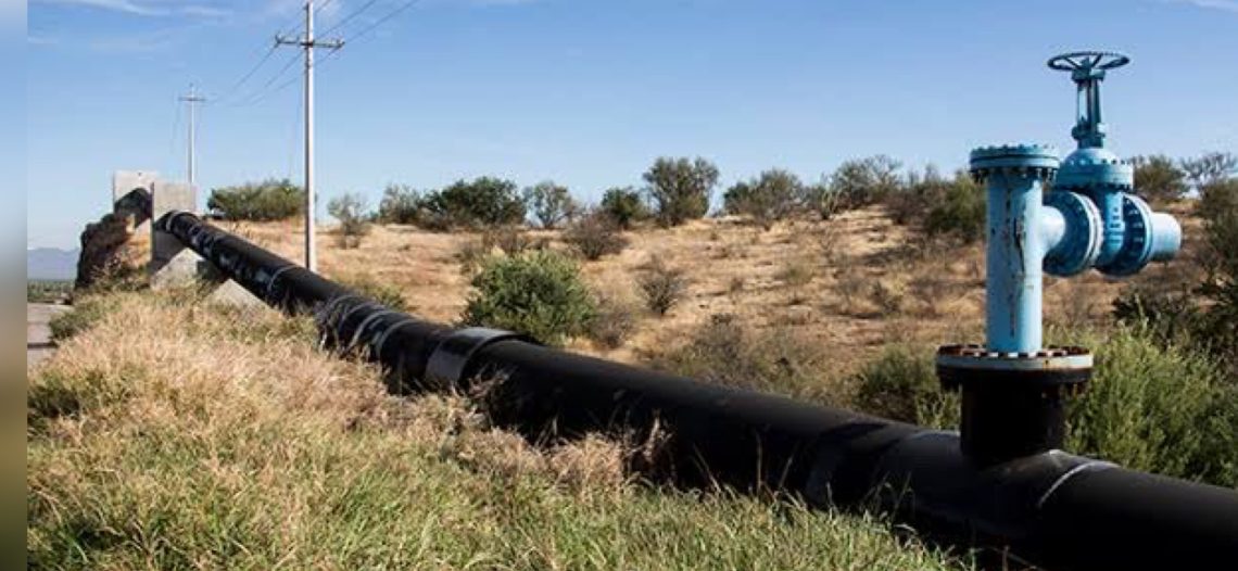 Medio Guaymas sin agua por falla en el acueducto