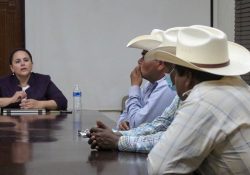 Autoridades tradicionales son atendidas por alcaldesa Karla Córdova González; logra mediación para levantar cierre de planta de rebombeo de Boca Abierta