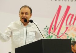 Alfonso Durazo anuncia servicio civil de carrera a trabajadoras del Gobierno de Sonora
