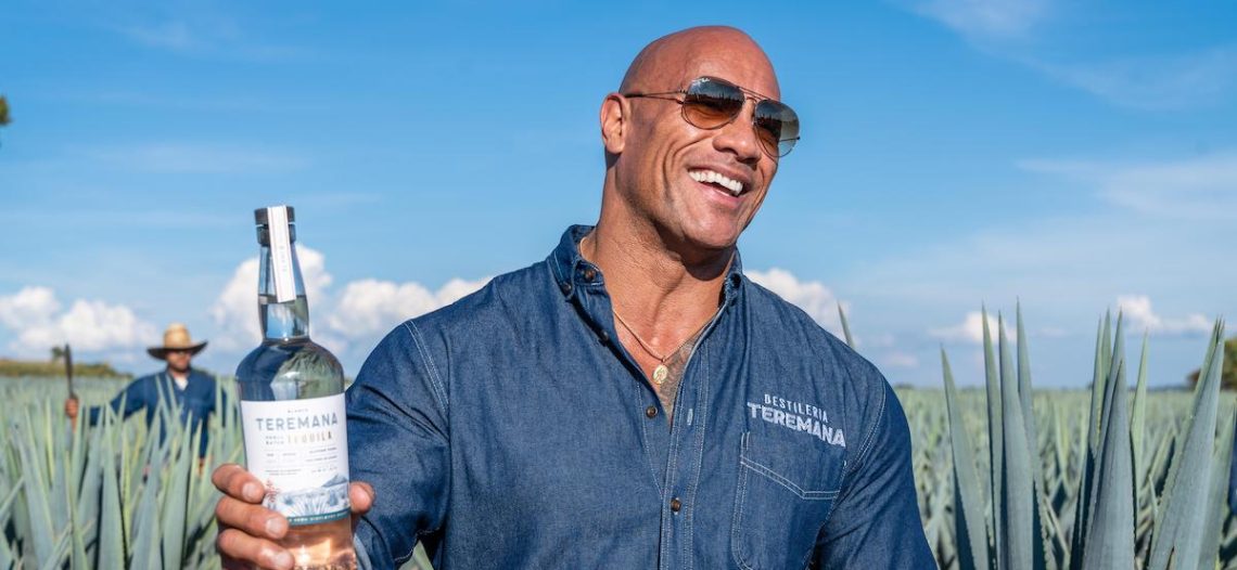 Dwayne Johnson abre nueva destilería