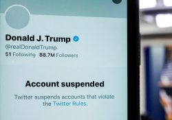 Elon Musk revertirá veto a Trump en Twitter si sella compra de la red social