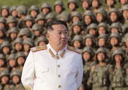 Kim Jong-Un ordena confinamiento nacional en Corea del Norte ante brote de covid