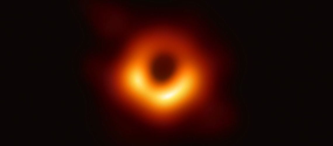 Captan primera imagen de un agujero negro en la Vía Láctea