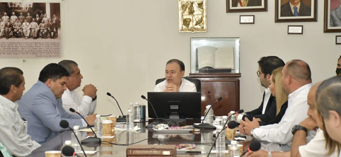 Histórica primera reunión entre gobernador Alfonso Durazo e integrantes de Canacope