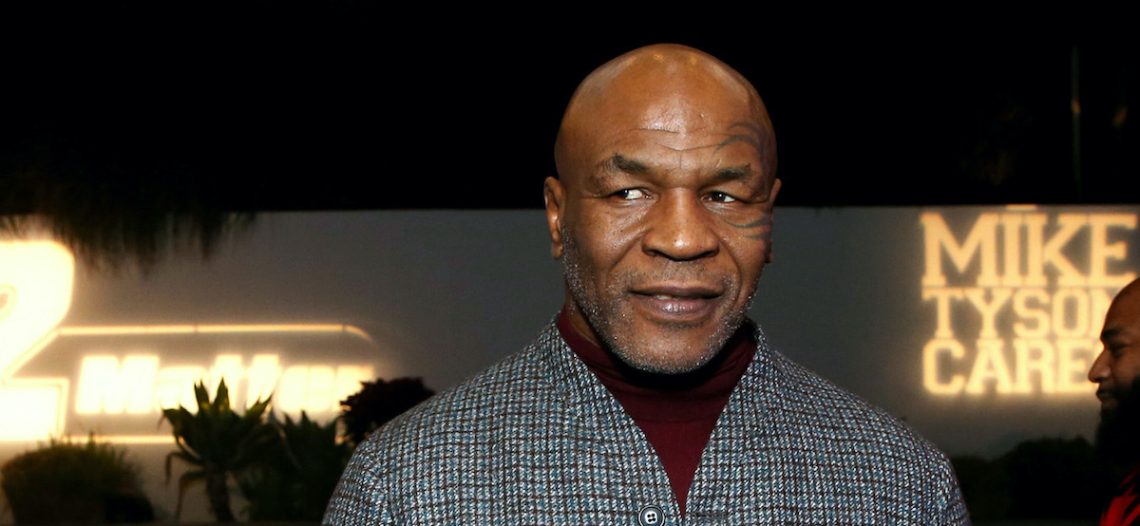 Mike Tyson no enfrentará cargos por golpear a pasajero de avión