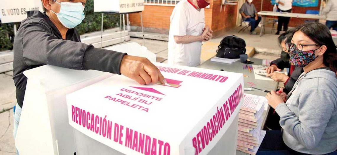 TEPJF reparte sanciones por la revocación; impone multas y amonestaciones