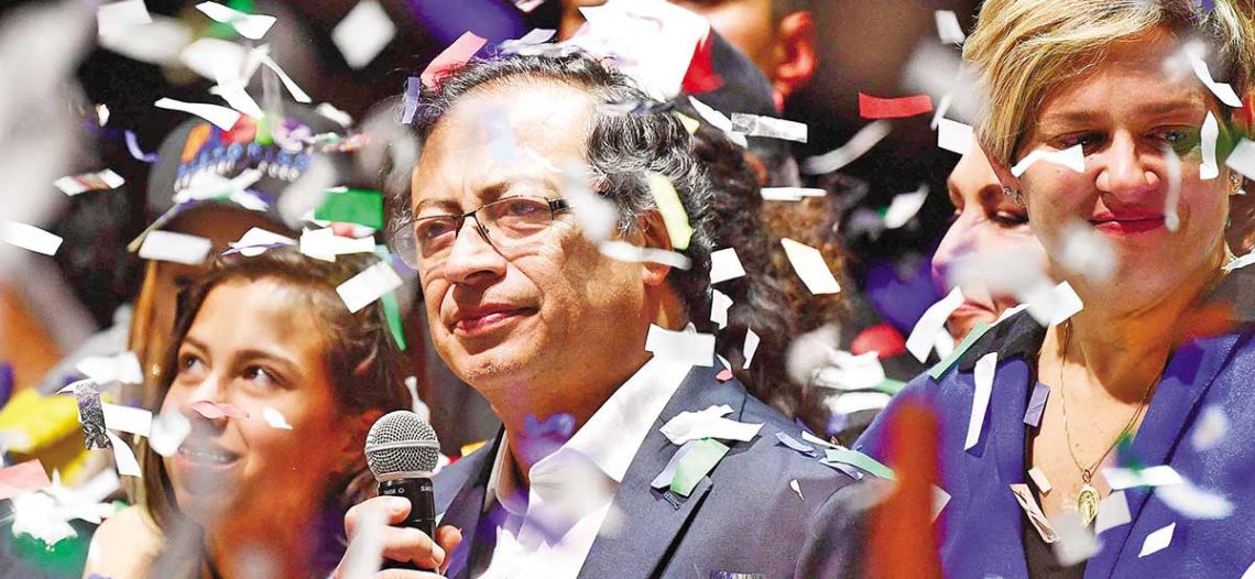 Colombia vira a la izquierda; eligen a Gustavo Petro como presidente