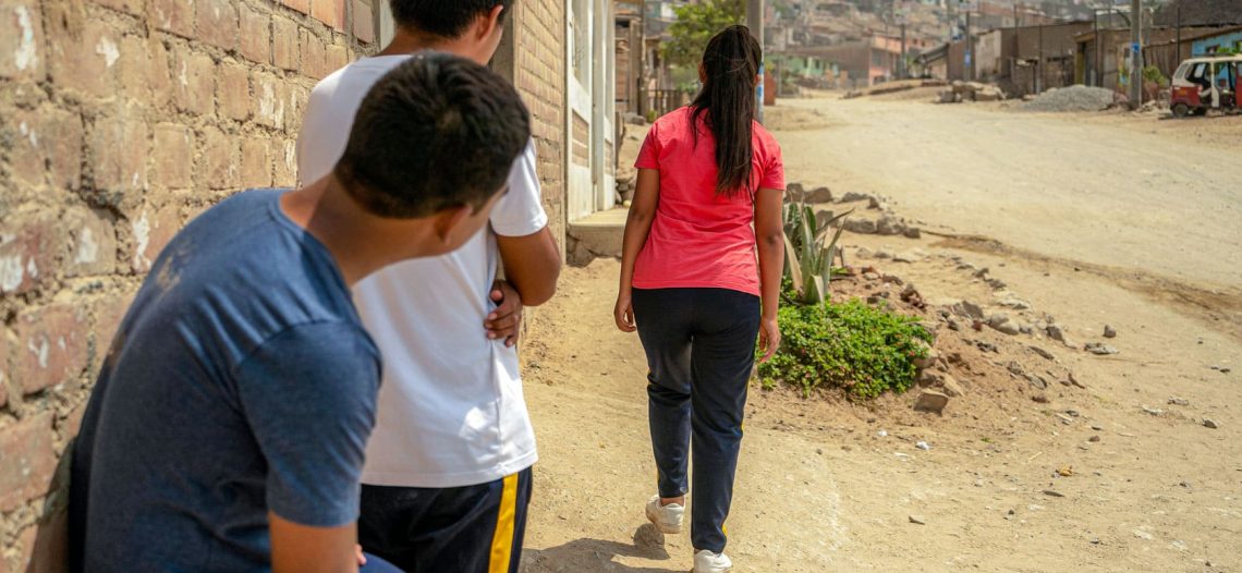 Acoso callejero será sancionado con arresto y multas de hasta 5 mil pesos en la capital de Colima