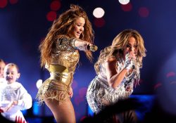 JLo confiesa que no quería compartir escenario con Shakira en el Super Bowl