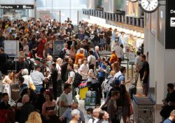 Falla informática paraliza los aeropuertos de Ginebra y Zúrich