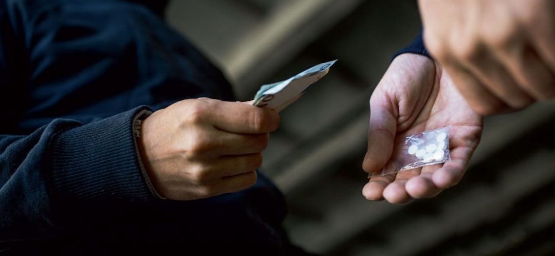 Aumentó en 2020 la participación de mujeres en narcomenudeo, según INEGI
