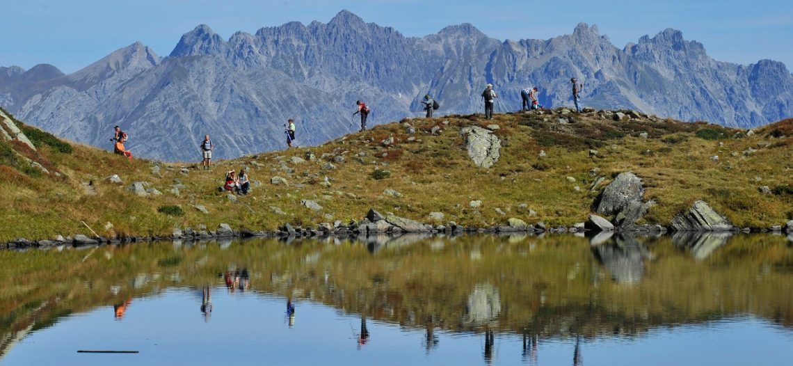 Rescatan en los Alpes austriacos a 107 niños y profesores tras perderse en un viaje escolar
