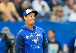 Charlie Montoyo, fuera de Azulejos de Toronto