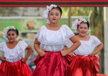 Participan guaymenses en actividades de Festival Mar Bermejo 2022;