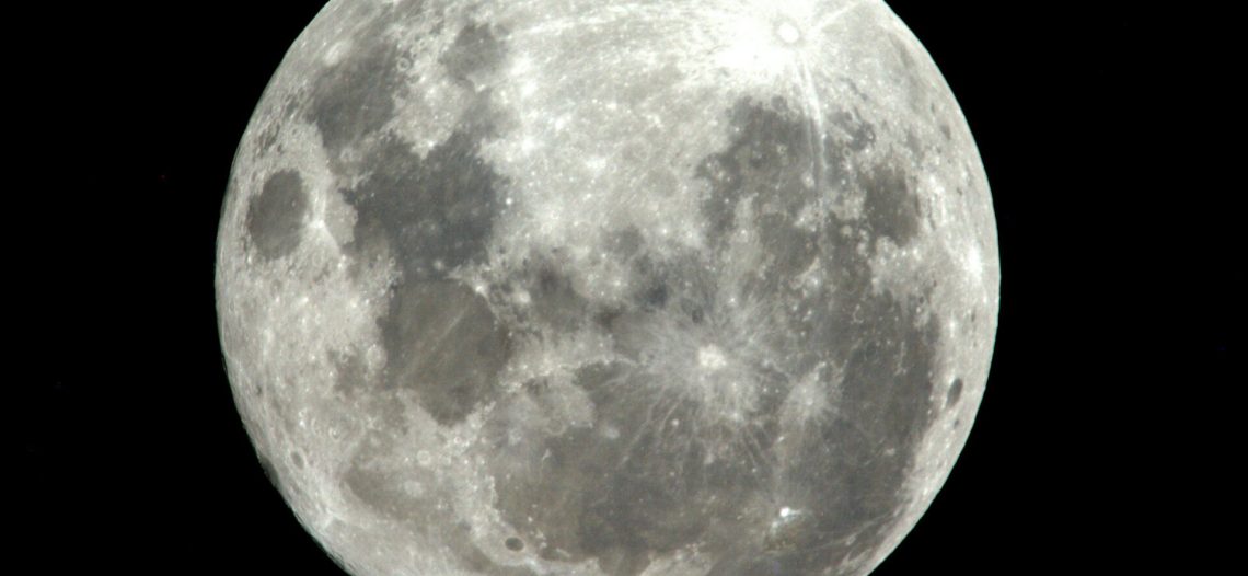 La NASA advierte de que China podría estar planeando «apoderarse» de la Luna